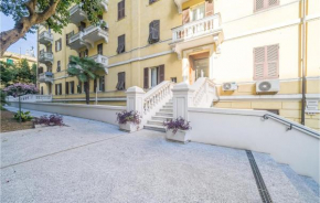 Amazing apartment in Genova with WiFi and 2 Bedrooms, Genova